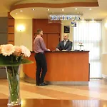 Ozone מלון דירות 3*