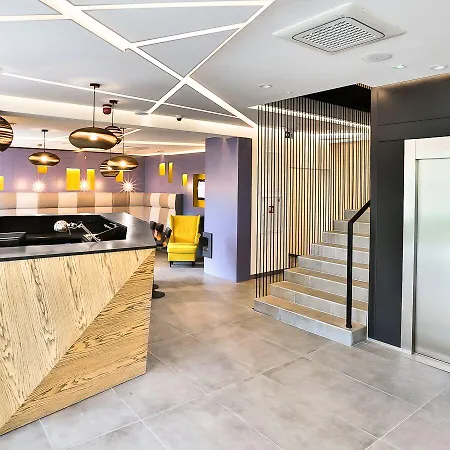 维拉欧宗酒店 公寓式酒店 索波特