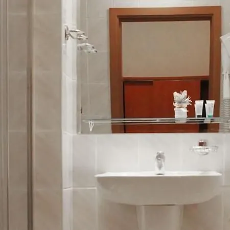 维拉欧宗酒店 3*